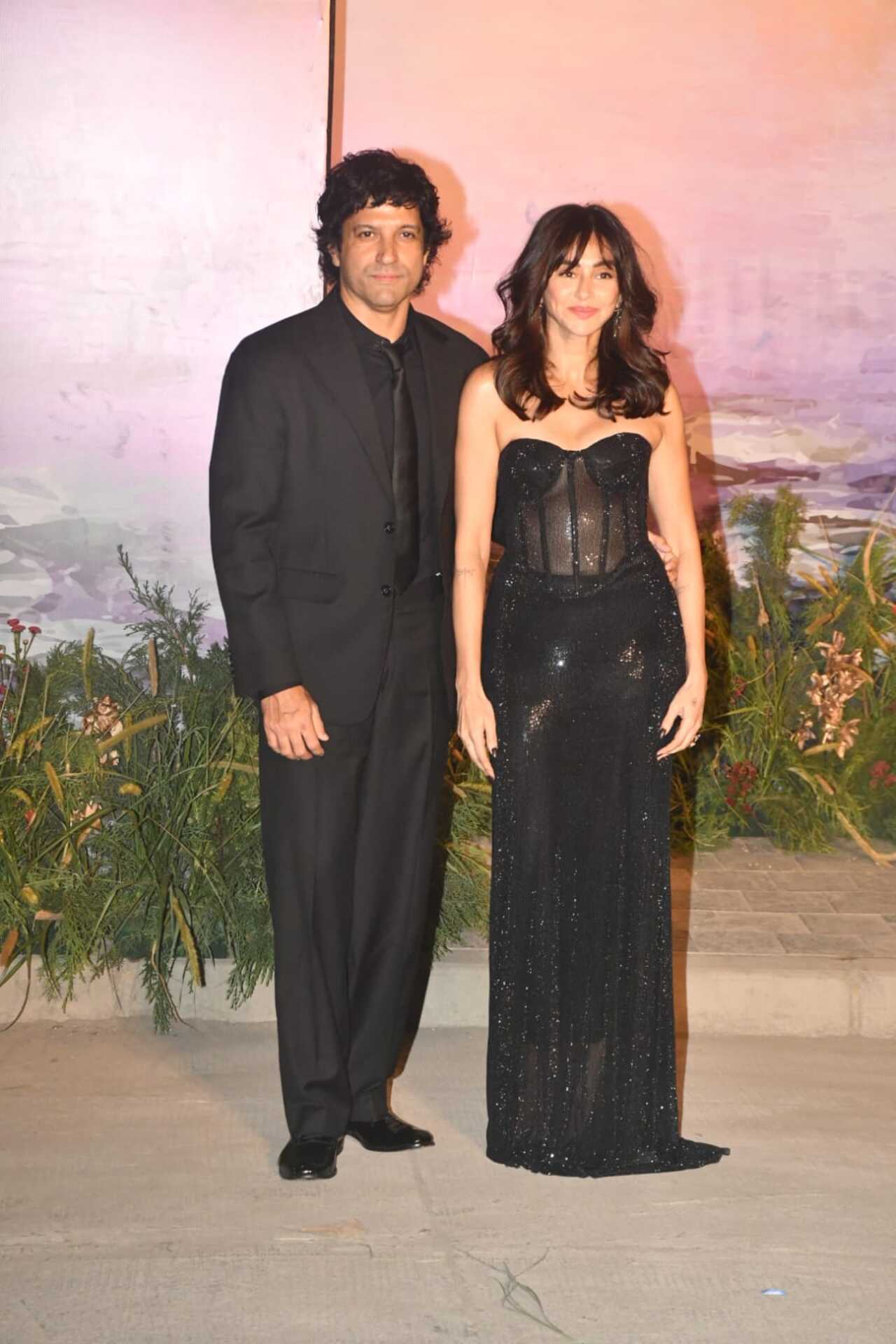 Farhan Akhtar and Shibani Dandekar made a stylish appearance at the celebration. Shibani turned heads in a sleek black strapless corset dress that added a bold, glamorous touch to her look. Farhan complemented her in an all-black formal outfit.